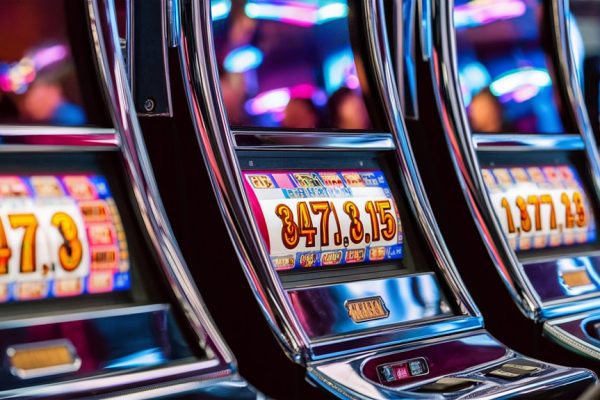 progressive casino jackpot information