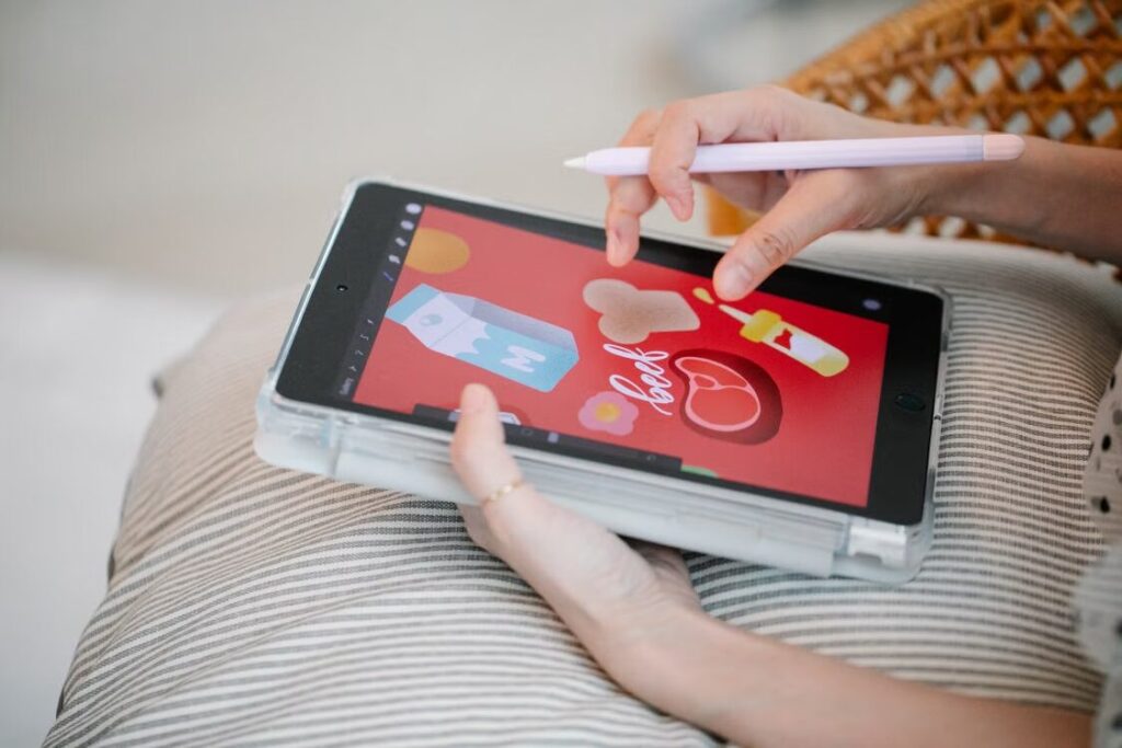 Reader checking artwork and dialogue differences between adult and general webtoon editions.